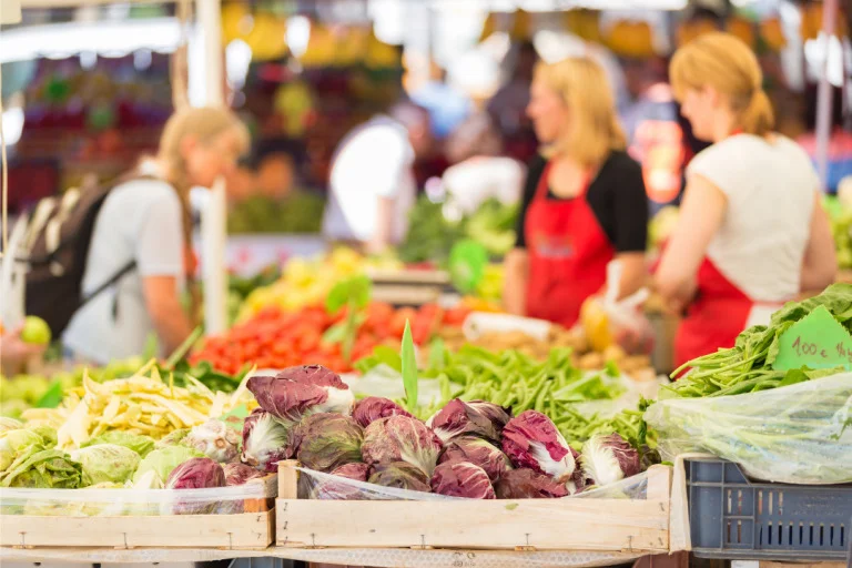 5 Amazing Benefits of Eating Local